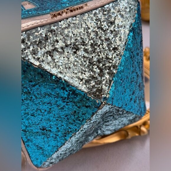 🆕 BETSEY JOHNSON 🧿 NWOT Mazel Light Up Dreidel Crossbody - Blue Glitter Kitsch - Picture 16 of 16